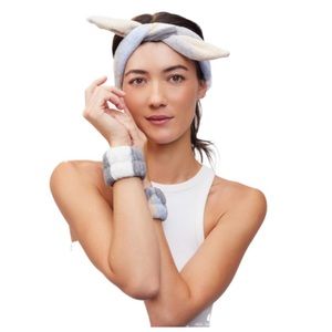 NWT PJ Salvage Spa Headband and Wristband Set